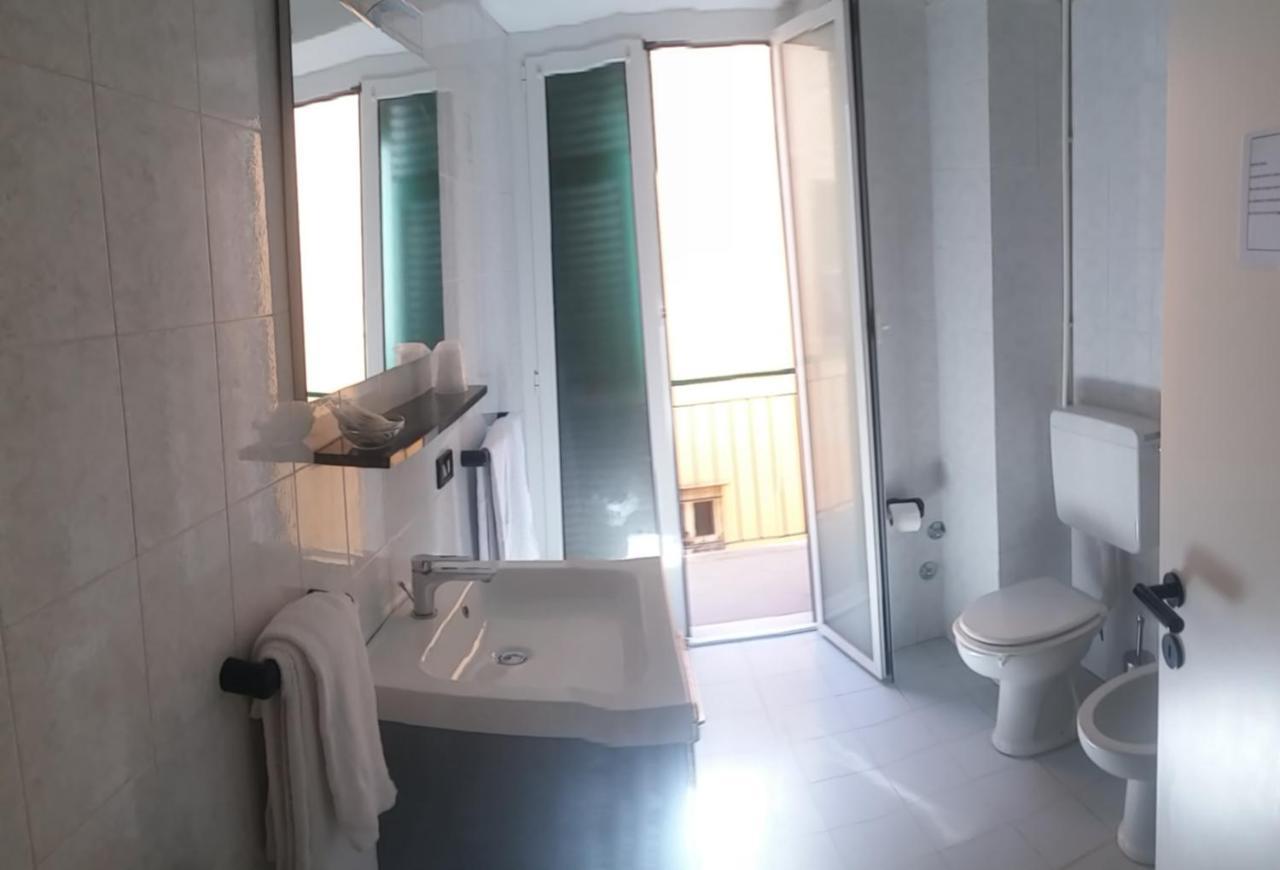 Hotel Malibu Spotorno Buitenkant foto